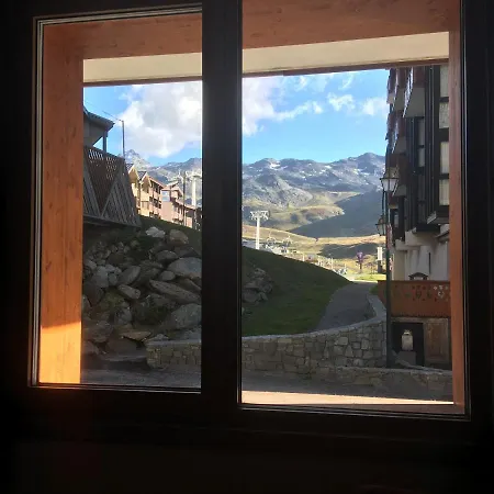 Charming With View On Mont Blanc * Peisey-Nancroix