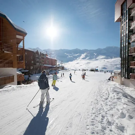 Charming With View On Mont Blanc Peisey-Nancroix