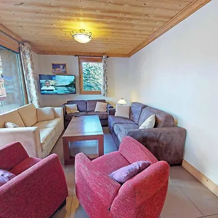 Charming With View On Mont Blanc Peisey-Nancroix